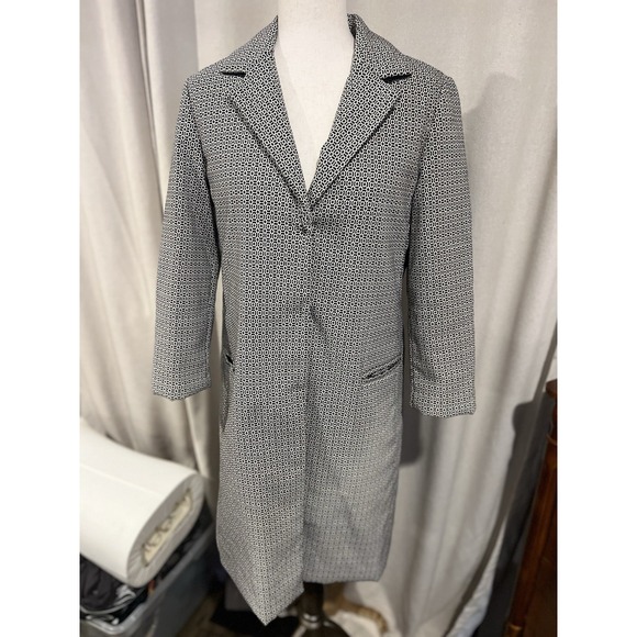 Liviana Conti Women's Coat Size 46 Black And White‎ Made In Italy